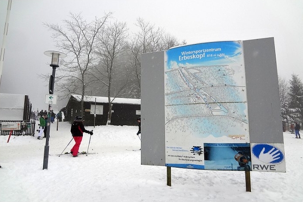 Wintersportzentrum Erbeskopf (818 m).