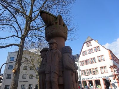 Heuscheck Brunnen in Trier