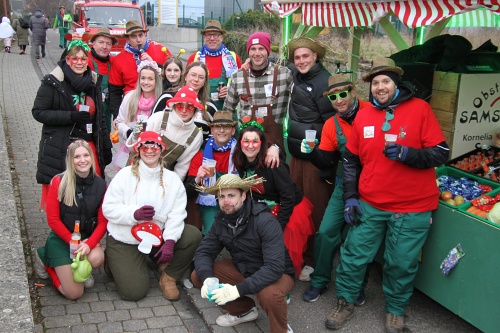 Mit dabei beim Fastnachtsumzug 2026 in Wincheringen: eine Gruppe aus Trassem. Foto. r3/hb