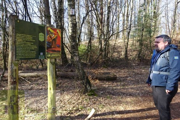 Karl-May-Weg im Saarland: Der Startpunkt ist in Sulzbach-Schnappach am Ende des Schürer Wegs.
Foto: r3/hb